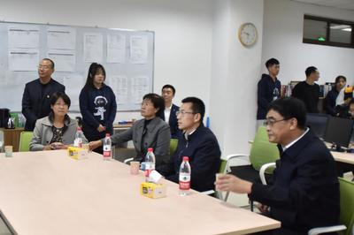 省教育廳副廳長張春生到學院調(diào)研